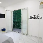Metro Stazione-duomo 500m -appartamento Centrale Ed Elegante Διαμέρισμα *